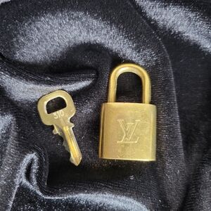 Louis Vuitton Gold Lock and Key Set No. 310